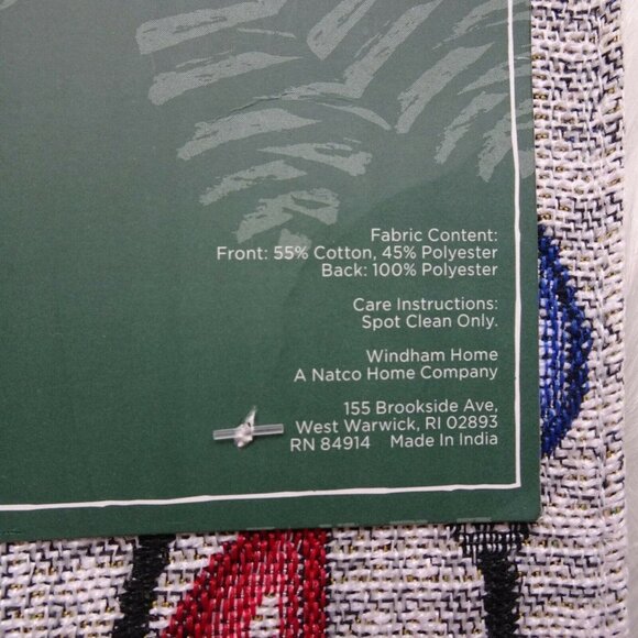 New Holiday Table Runner Christmas Lights Bulbs Merry & Bright Gray Multi Color - Picture 8 of 10